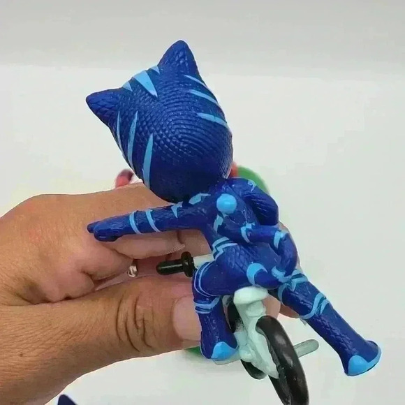 Lot of Six PJ Masks Figures Toys Cat Boys Just Play - Picture 11 of 12